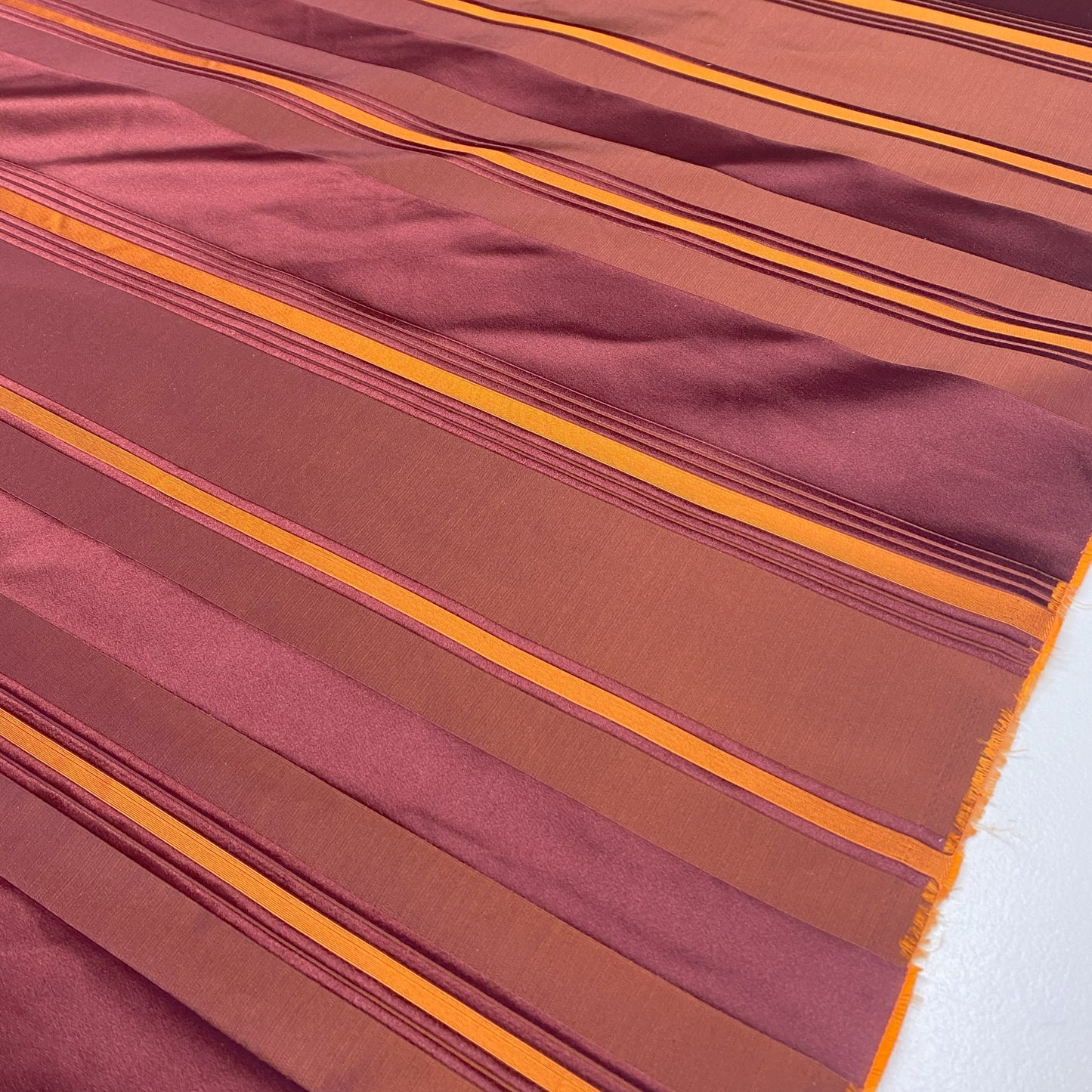 Rigato rayé rouge/orange - Coupe de 75cm